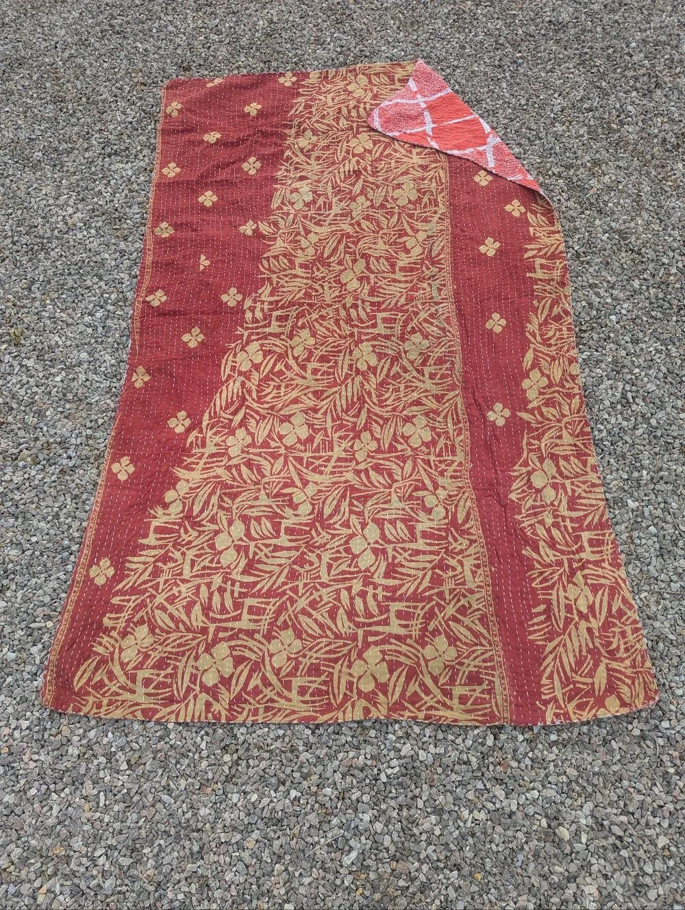 Coral Patterned Kantha Throw Quilt